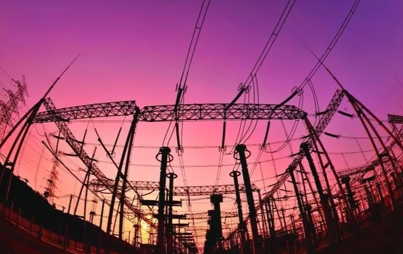 超导电缆助力解决超大城市供电难题