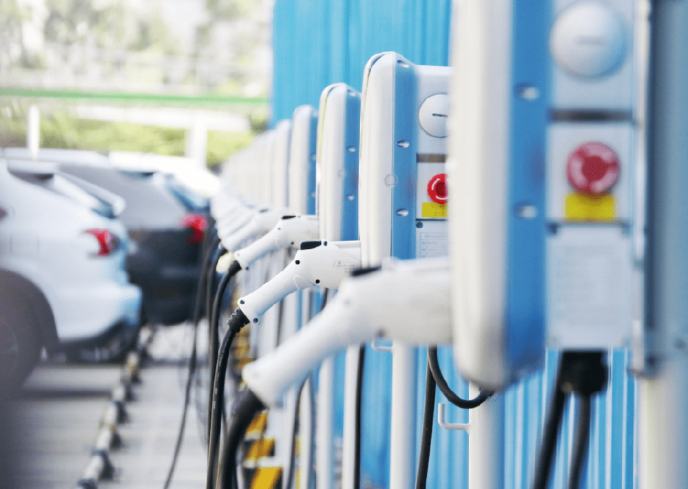 特斯拉充电业务版图再扩大 英国加油站集团EG将采购其超充装置